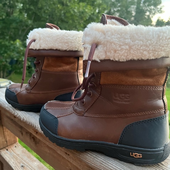 Uggs winter boots - Picture 3 of 10